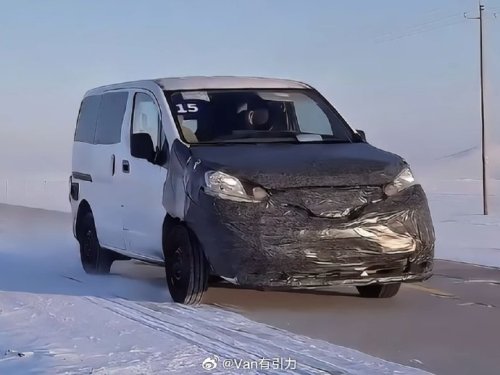 Nissan, Nissan NV200, Reborn with off-road hybrid tech: Next-gen Nissan NV200 spotted in China