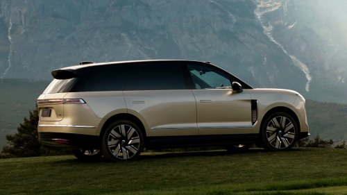 NIO, SUV, Nio ES9 started sales in China as 5.4-meter SUV with steer-by-wire at 57,470 USD with BaaS