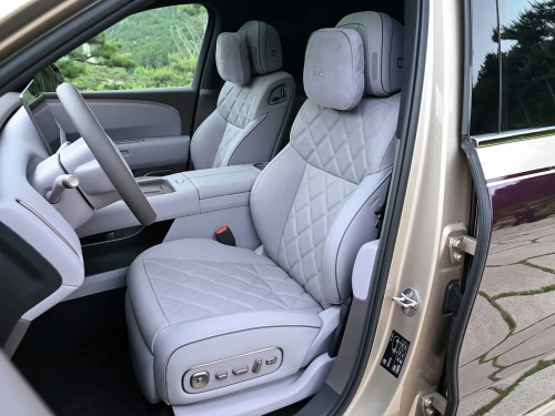 Li Auto launches new L9 flagship SUV with active suspension, starting from 67,600 USD in China
