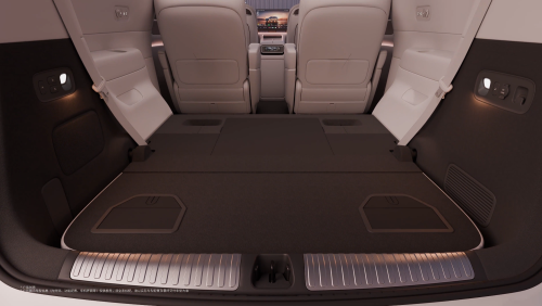 Leapmotor’s minivan D99 interior images released: featuring rotating seats