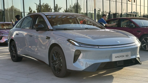 CATL, Arcfox Beta S3 launches in China: leveraging CATL’s battery-swapping network with entry-level BaaS pricing of 8,800 USD