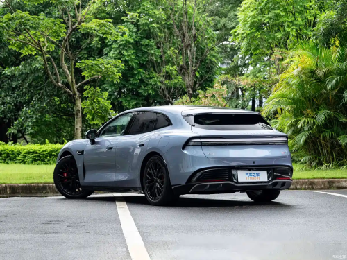 Huawei, GAC, Huawei-GAC’s Aistaland GT7 electric shooting brake opens pre-sales with over 10,000 pre-orders in 5 hours