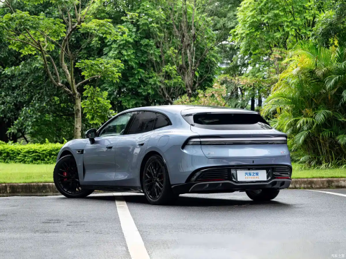 Huawei, GAC, Huawei-GAC’s Aistaland GT7 electric shooting brake opens pre-sales with over 10,000 pre-orders in 5 hours