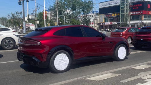 Xiaomi, SUV, Xiaomi YU7 GT spotted on streets: a 990-hp performance SUV ready for launch