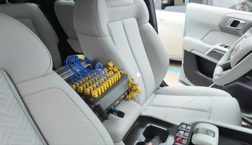 BYD, Battery, BYD flash‑charging livestream hits 76°C, triggers online debate over battery heat