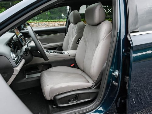 Geely, Geely Galaxy Starshine 7 launched with 312 kW and 220 km EV range, from 14,500 USD in China