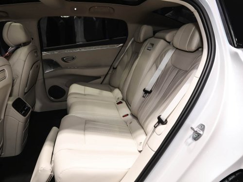 BYD’s Seal 08 flagship sedan brings flash charging and rear‑wheel steering to Q2 launch
