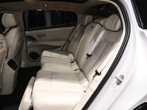 BYD’s Seal 08 flagship sedan brings flash charging and rear‑wheel steering to Q2 launch