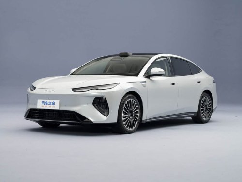 BYD’s Seal 08 flagship sedan brings flash charging and rear‑wheel steering to Q2 launch