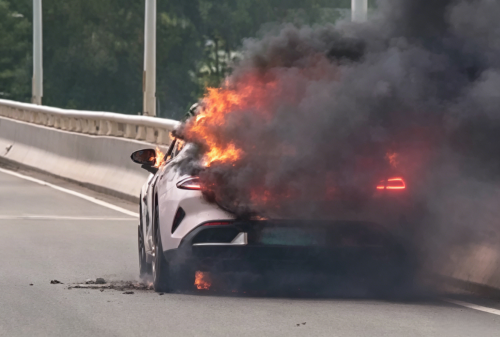Xiaomi, Xiaomi SU7, Xiaomi SU7 Ultra, Battery, Xiaomi SU7 Ultra catches fire in China; data confirms battery did not fail, company says
