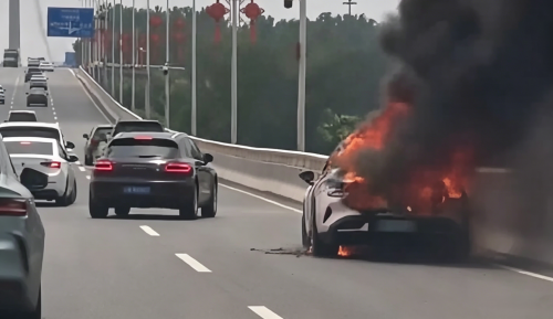 Xiaomi, Xiaomi SU7, Xiaomi SU7 Ultra, Battery, Xiaomi SU7 Ultra catches fire in China; data confirms battery did not fail, company says