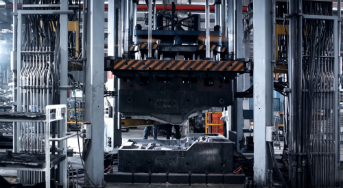 BYD’s new Yangwang U8L frame passes brutal 12-ton lift test and is 56kg lighter