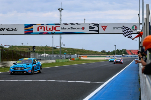 Geely, Geely Cyan Racing dominates Spanish track debut with new Preface TCR platform