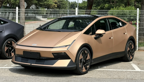 Hyundai Ioniq V spotted in China: 4.9 m fastback EV with frameless doors and 800V system