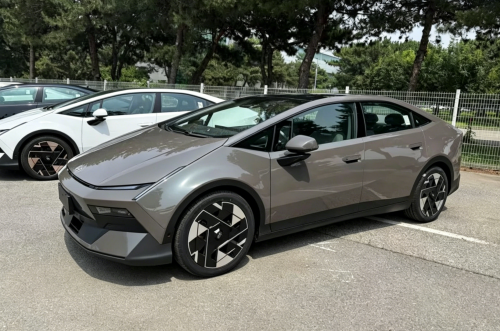 Hyundai, Hyundai Ioniq V spotted in China: 4.9 m fastback EV with frameless doors and 800V system