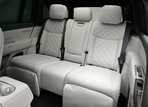 Li Auto launches 2026 L8 EREV with 5C battery and EMB in China, starting from 52,900 USD