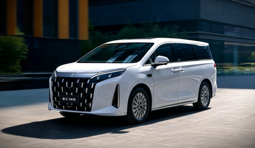 BYD, BYD Linghui M9 flagship hybrid van arrives at showrooms before official release