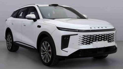 Omoda, Exeed EX6 crossover broke cover as the updated Omoda 9