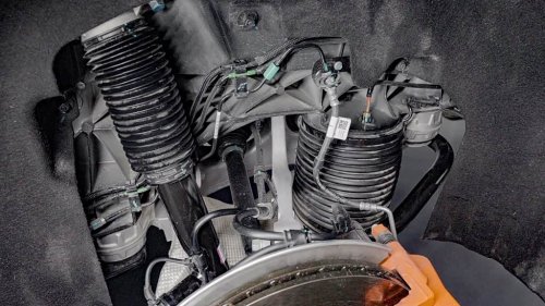 Zeekr 8X teardown reveals an approach to steel-aluminium body integrity