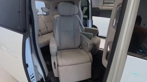 Leapmotor, Battery, Leapmotor D99 EREV minivan with 80.3 kWh battery reached dealers in China