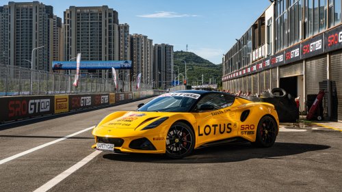 Lotus CEO commits self-sabotage by saying every sports car weighing over 1.8 tons is mediocre