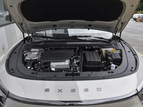 Chery’s new Exeed Exlantix ES revealed with AWD and 4.9s sprint ahead of June 10 pre-sales