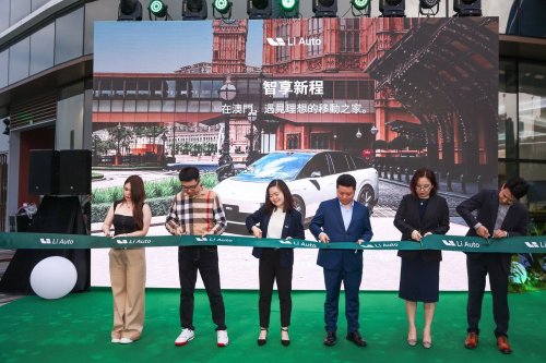 Li Auto enters Macau ahead of Mega RHD launch in Q4