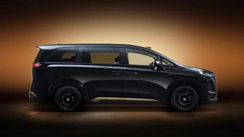 BYD, BYD Denza D9, Denza, BYD’s Denza D9 revealed Dark Gold color option priced at 4,415 USD in China