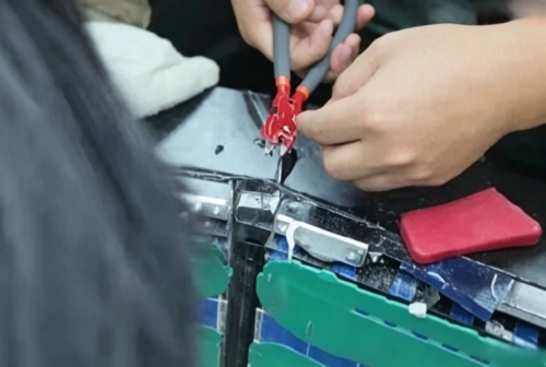 BYD, Battery, BYD Blade Battery 2.0 dispute escalates after blogger says automaker filed police report