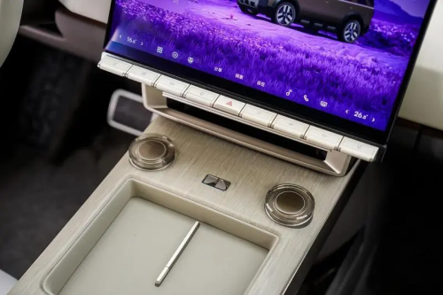 Chery, Jaguar, Land Rover, Land Rover Freelander, Rover, SUV, Chery and Jaguar Land Rover unveils interior of its first collaborated SUV, the Freelander 8