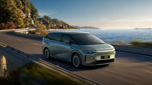 Xpeng, XPeng X9, Xpeng X9 owners report recurring air suspension failures amid heatwave