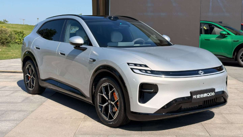 Changan Nevo Q06 debuts with dual-motor RWD and 6C ultra-fast charging