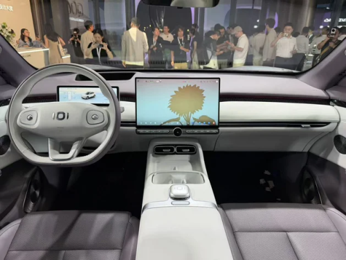 Changan, RWD, Changan Nevo Q06 debuts with dual-motor RWD and 6C ultra-fast charging