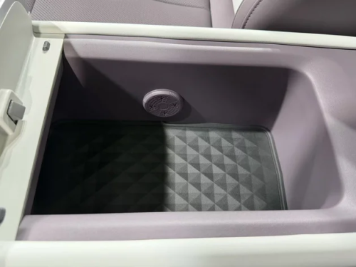 Changan Nevo Q06 debuts with dual-motor RWD and 6C ultra-fast charging