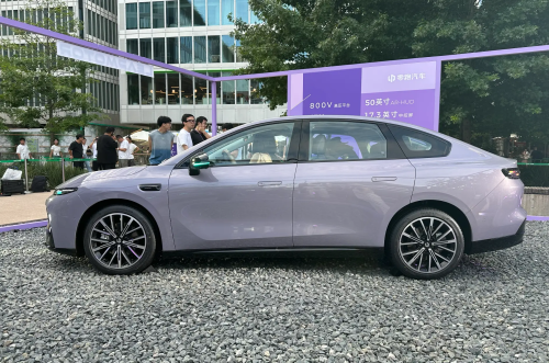 Leapmotor brings 800V tech to the 15,000 USD segment, claims rivals won’t catch up until next year