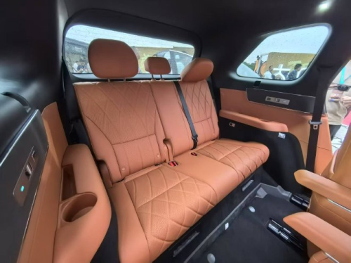 Xiaomi’s SkyNomad N90 SUV features the 2+2+3 seats layout first seen in BYD’s Great Tang