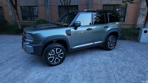 Geely, SUV, Geely’s first “boxy” SUV debuts: the Geely Galaxy Cruiser 700 delivers 1,113 hp