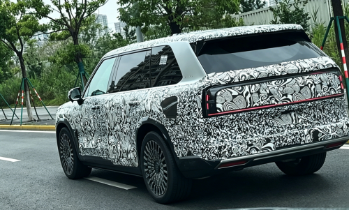 Zeekr, Camouflaged Zeekr 9X five seater with 5.2m spotted on road test ahead of global launch
