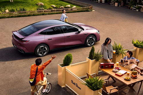 Geely, Xiaomi, Xiaomi SU7, Geely Galaxy TT debuts as a Xiaomi SU7 look-alike with 725 km CLTC range