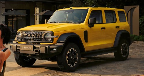 PHEV, GWM, 200 km PHEV, LiDAR & better off-road chops: GWM reveals Tank 300 refresh in China