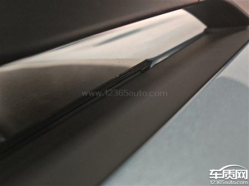 Leaks and flooded charge ports: BYD Ti7 owners in China report detached glass roofs