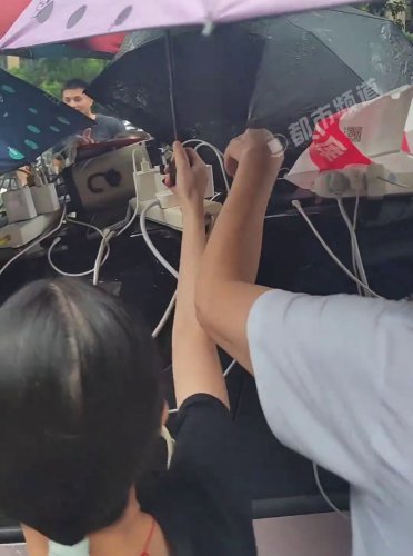 How EVs, hybrids are powering China’s flood victims via V2L tech