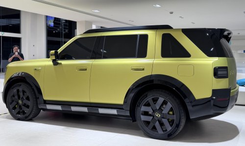 Chery, Freelander 8 arrives at dealerships before launch as Chery JLR begins 30-city roadshow