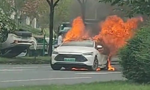 BYD Qin Plus DM-i destroyed after three-car crash in Chengdu, investigation underway