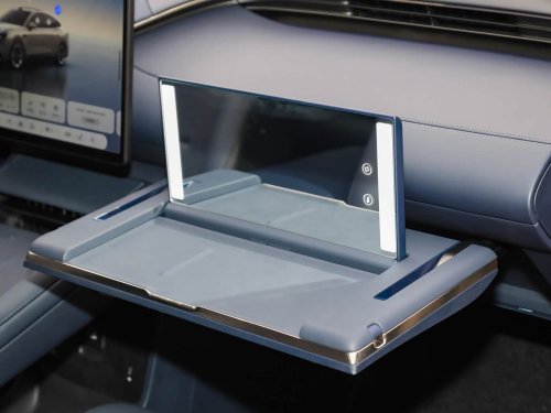 MG 07 liftback offers liquid solid state battery tech from 22,100 USD