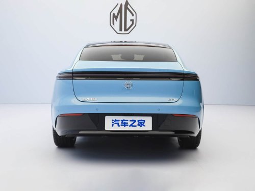 MG 07 liftback offers liquid solid state battery tech from 22,100 USD