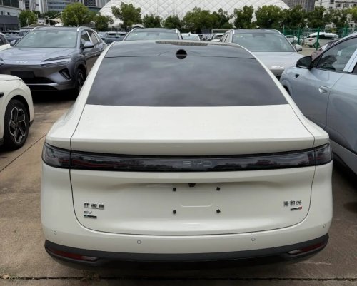 BYD, BYD Seal, New BYD Seal 06 reaches dealerships ahead of launch with 240 kw and flash charging revealed