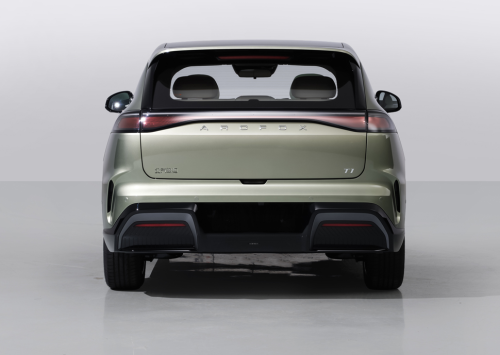 BAIC expands CATL-powered battery-swap lineup with new Arcfox Beta T1 After S3