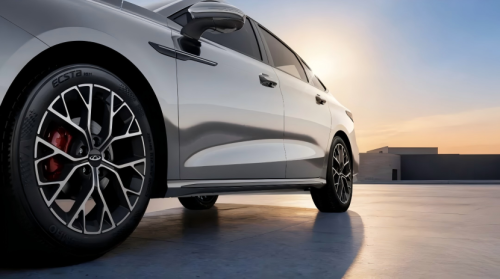 Chery launches 2027 Arrizo 8 Pro featuring Falcon 500 driving assistance