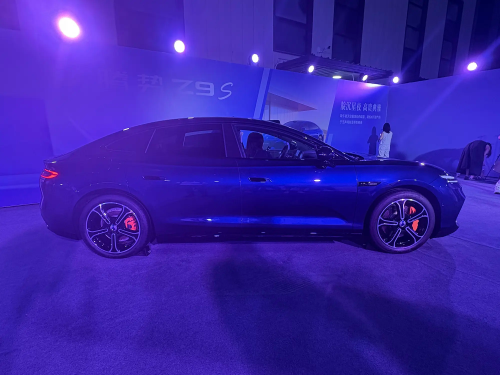 BYD’s Denza Z9S opens pre-sales with CLTC range up to 1,100km and flash charging